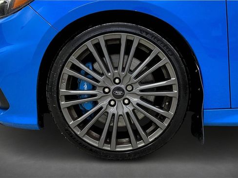 Used 2017 Ford Focus RS image 33