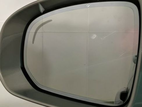 Used 2023 Volvo XC60 B5 Plus w/ Protection Package Premier FWD image 23