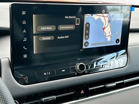 New 2026 Mitsubishi Outlander SE image 10