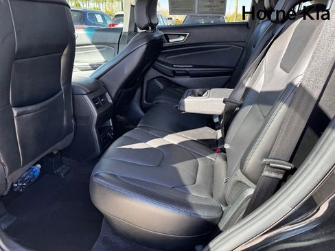 Used 2016 Ford Edge Titanium w/ Technology Package image 13