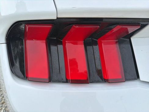 Used 2025 Ford Mustang Premium RWD image 7
