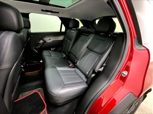Used 2023 Land Rover Range Rover Sport SE AWD/4WD image 35