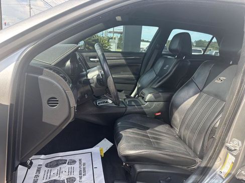 Used 2016 Chrysler 300 S w/ 300S Premium Group RWD image 13