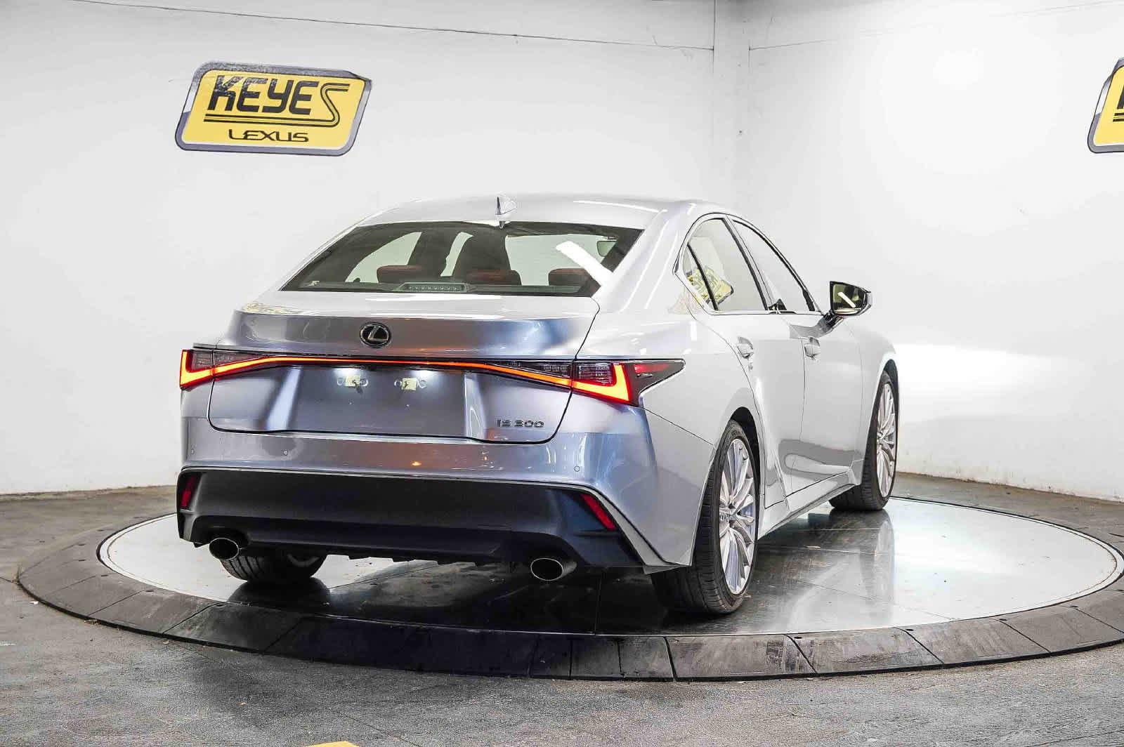 Used 2023 Lexus IS 300 w/ Premium Package RWD image 4