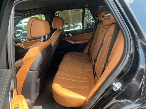 Used 2019 BMW X5 xDrive50i w/ M Sport Package AWD/4WD image 25
