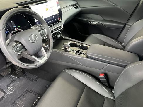 Used 2025 Lexus RX 350h w/ Convenience Package image 11