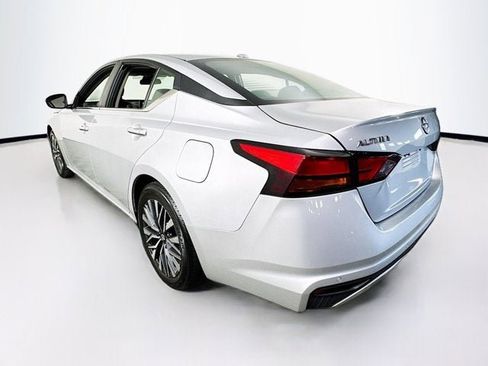 Certified 2023 Nissan Altima 2.5 SV image 7