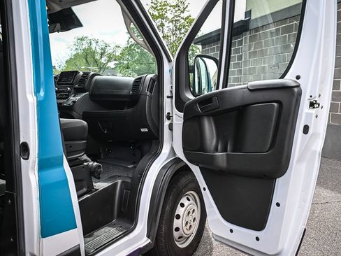 Used 2023 RAM ProMaster 2500 FWD image 17