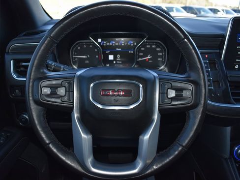 Used 2021 GMC Yukon SLT w/ SLT Premium Package image 23