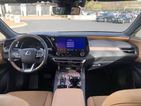 Used 2025 Lexus RX 350 Premium w/ Accessory Package (Z1) image 30