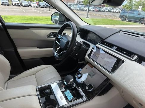 Used 2021 Land Rover Range Rover Velar S AWD/4WD image 13