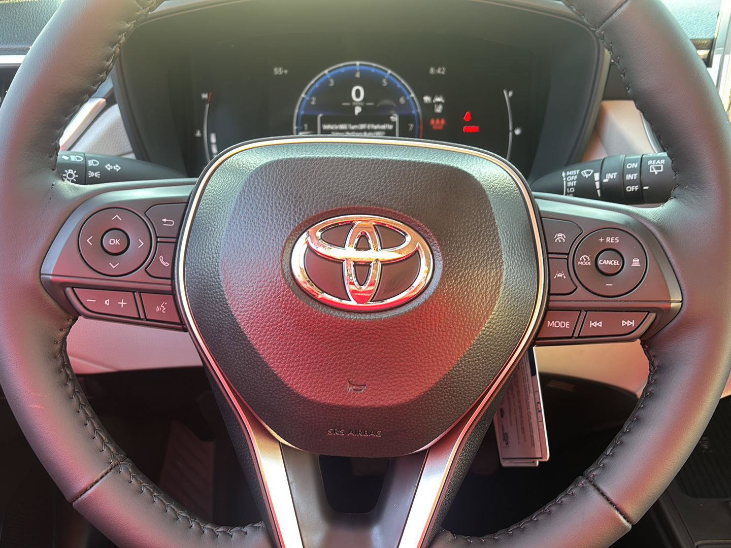 New 2026 Toyota Corolla Cross LE w/ Moonroof Package AWD/4WD image 31