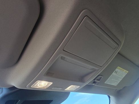 Used 2020 Ford Escape SE Sport image 23