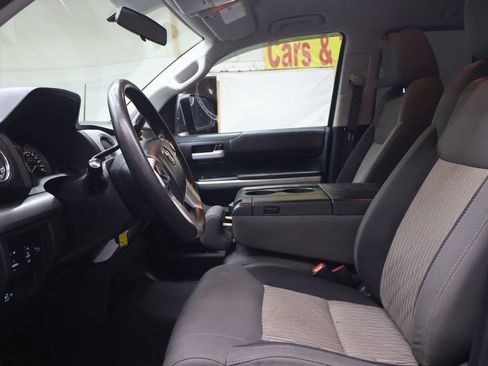 Used 2016 Toyota Tundra SR5 image 16