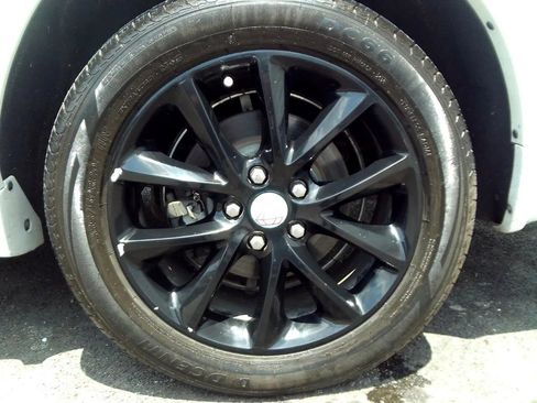 Used 2018 Dodge Durango GT w/ Premium Group AWD/4WD image 11