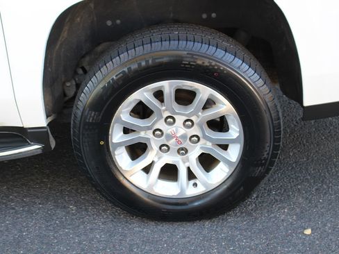 Used 2018 GMC Yukon XL SLT image 54