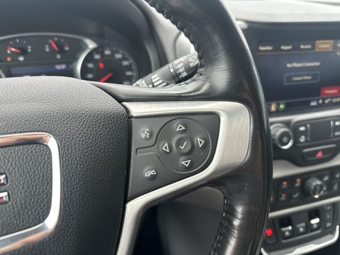 Used 2019 GMC Terrain SLT w/ Preferred Package FWD image 24