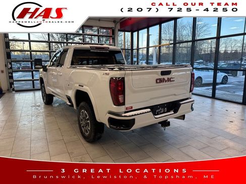 Used 2024 GMC Sierra 2500 SLE image 3