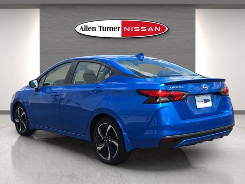 Used 2024 Nissan Versa SR w/ Trunk Package image 8