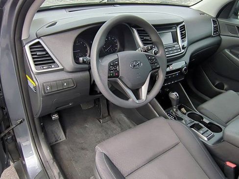 Used 2017 Hyundai Tucson SE image 9