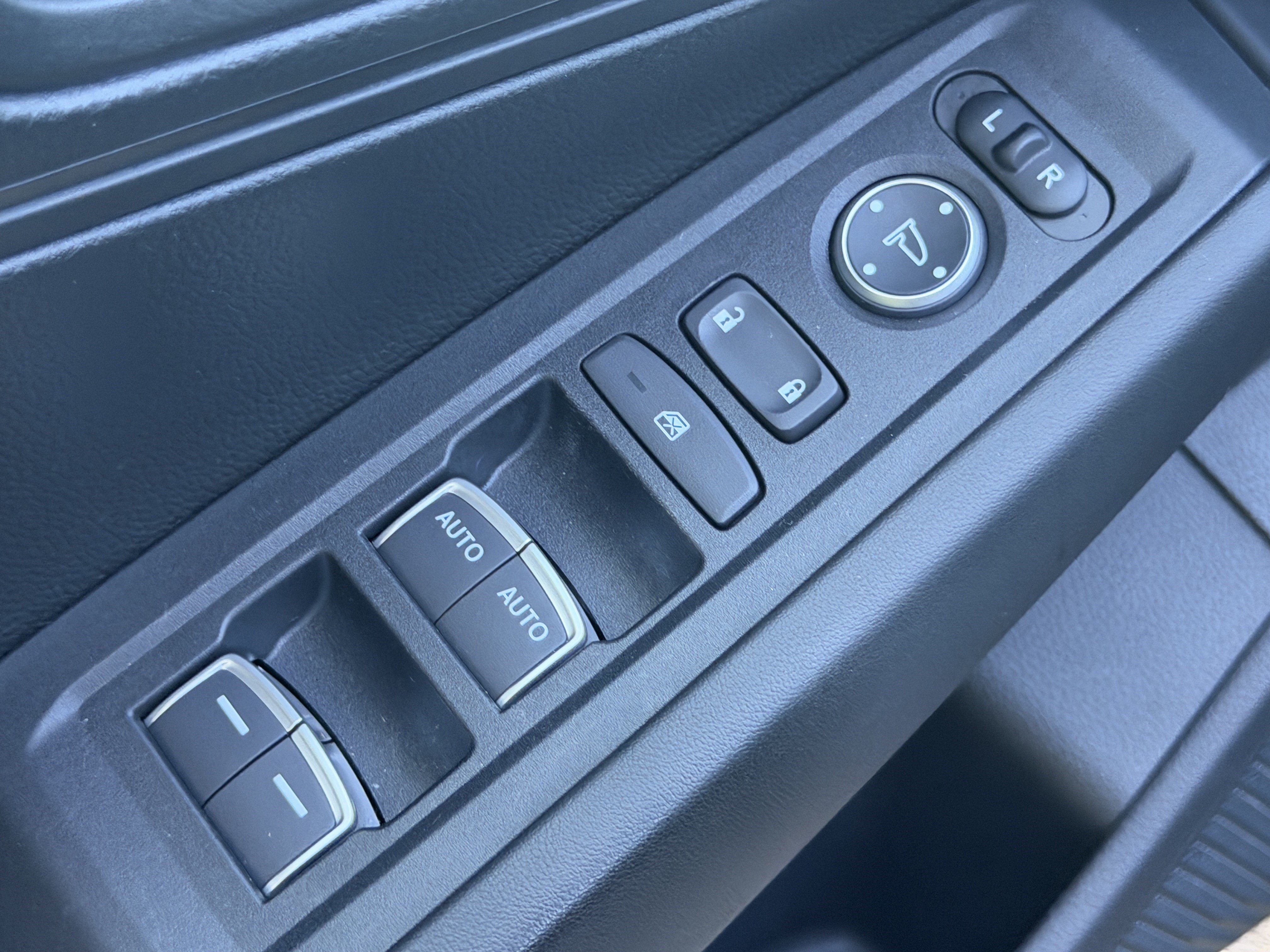 Used 2025 Honda Accord LX image 13