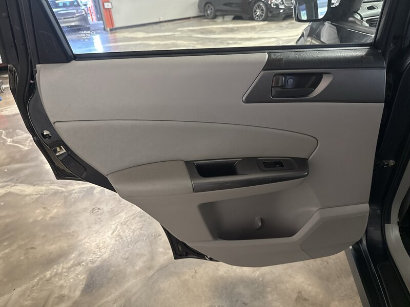 Used 2013 Subaru Forester 2.5X AWD/4WD image 26
