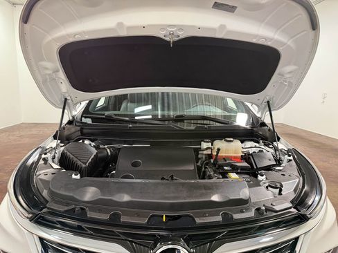 Used 2023 Buick Enclave Essence AWD/4WD image 19