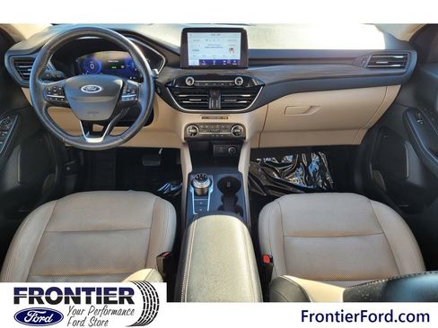Used 2020 Ford Escape Titanium image 8