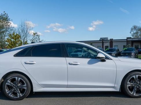 Used 2021 Kia K5 EX image 5