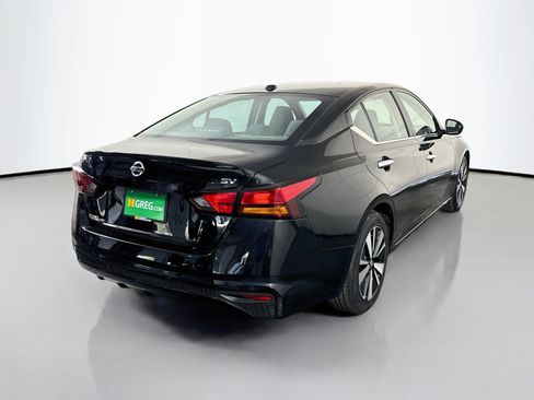 Used 2022 Nissan Altima 2.5 SV FWD image 10