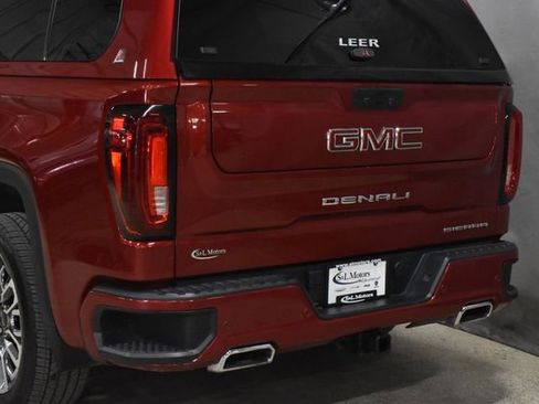 Used 2021 GMC Sierra 1500 Denali w/ Technology Package image 9