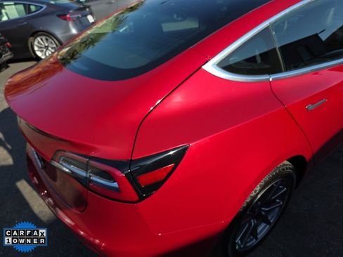 Used 2019 Tesla Model 3 Standard Range Plus image 86
