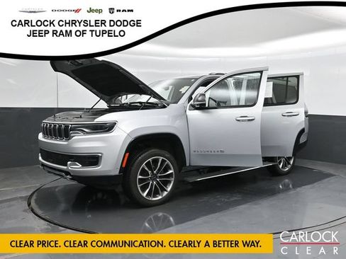 Used 2025 Jeep Wagoneer Series III w/ Premium Group I AWD/4WD image 50