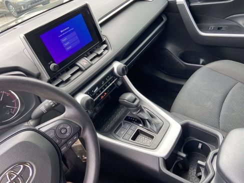 Used 2025 Toyota RAV4 LE FWD image 22