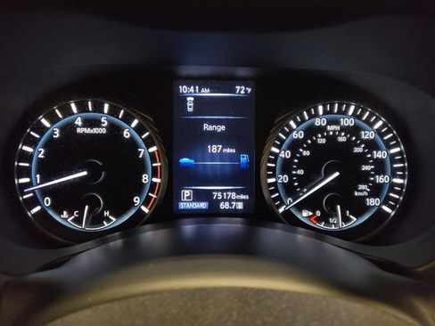 Used 2019 INFINITI Q50 Signature Edition image 23