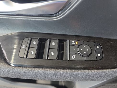 New 2027 Nissan Kicks SV w/ SV Premium Package FWD image 25