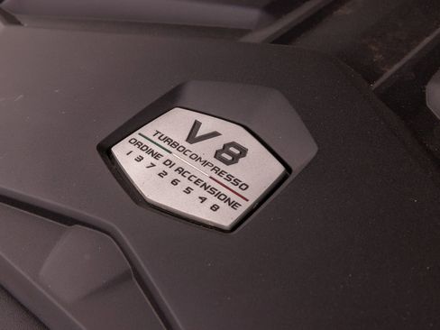 Used 2024 Lamborghini Urus S image 42