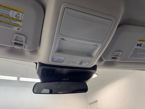 Used 2012 Toyota Tundra 4x4 Double Cab w/ TRD Off-Road Pkg image 32