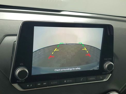 Used 2024 Nissan Sentra SV w/ All-Weather Package image 17