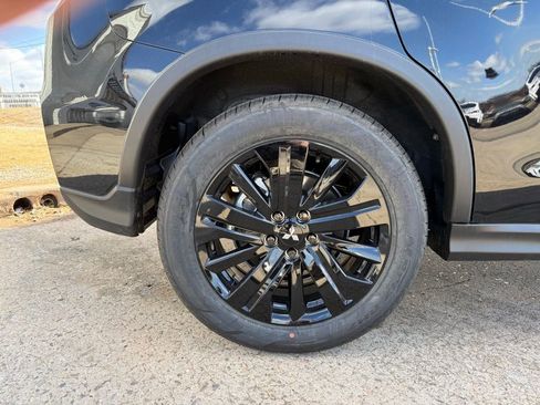 New 2026 Mitsubishi Outlander Sport LE image 14