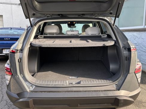 Used 2025 Hyundai Kona SEL image 27