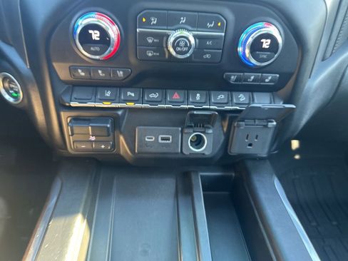 Used 2020 GMC Sierra 2500 Denali w/ Denali Ultimate Package image 33