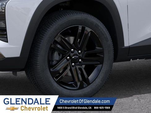 New 2026 Chevrolet Trax ACTIV w/ Driver Confidence Package image 9