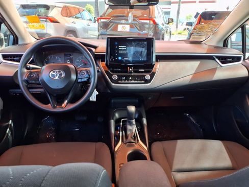 Used 2024 Toyota Corolla LE FWD image 13