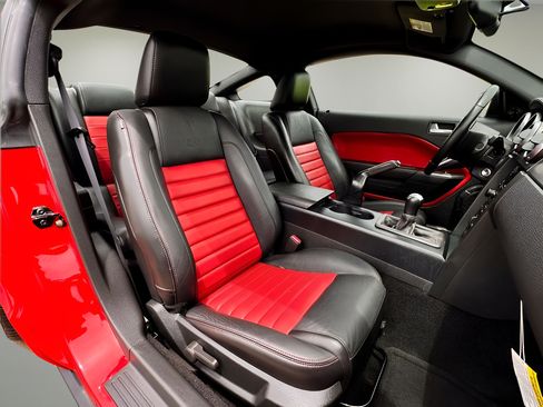 Used 2007 Ford Mustang Shelby GT500 RWD image 16