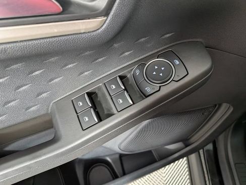 Used 2020 Ford Escape SE FWD image 13