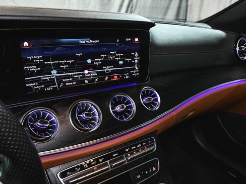 Used 2021 Mercedes-Benz E 450 4MATIC Coupe image 46