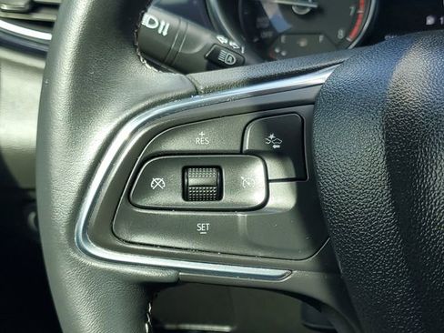 Certified 2023 Buick Encore GX Preferred FWD image 22