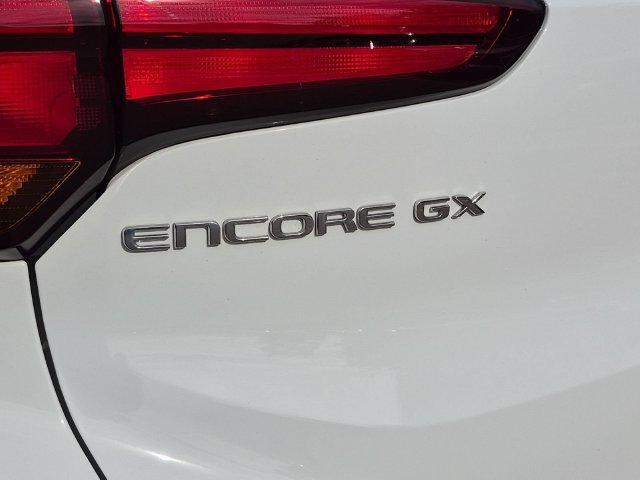 Used 2025 Buick Encore GX Preferred FWD image 29