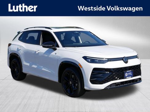 Certified 2025 Volkswagen Tiguan SE R-Line AWD/4WD image 1
